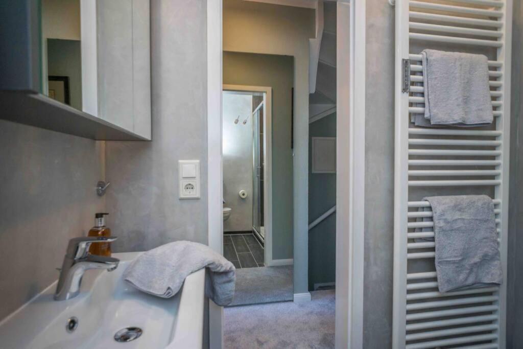Martim Und Individuell In Mit Balkon Apartment *